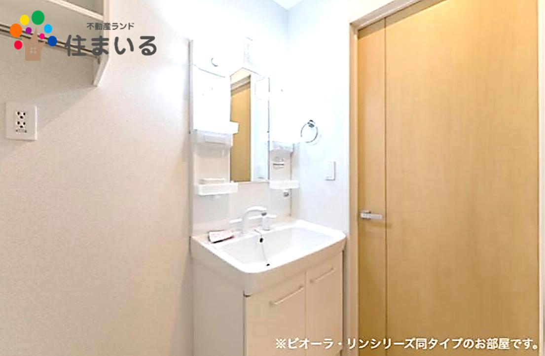 洗面設備　※写真は同型タイプとなります