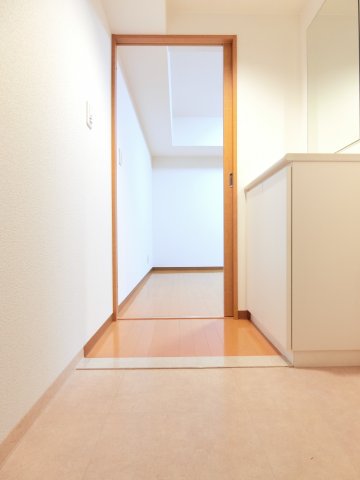 玄関　詳細は、RISUMO江坂本店→06-6155-7137まで♪