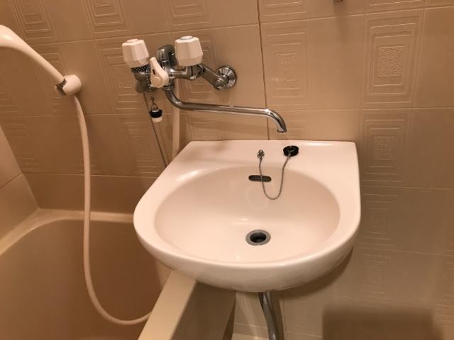 洗面設備　浴室内洗面