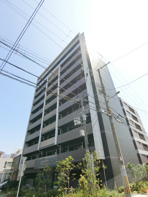 アドバンス大阪ブリスの建物外観