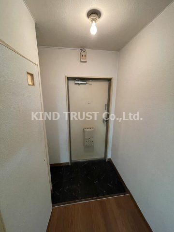 玄関　ゆったりとした玄関です