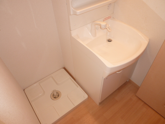 洗面設備　別の部屋の写真です