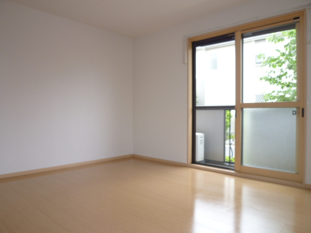 居室・リビング　別の部屋の写真です