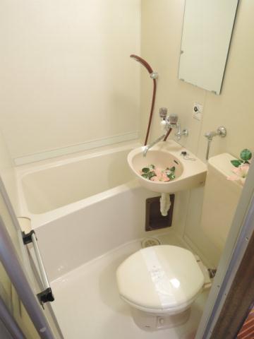 バス・シャワールーム