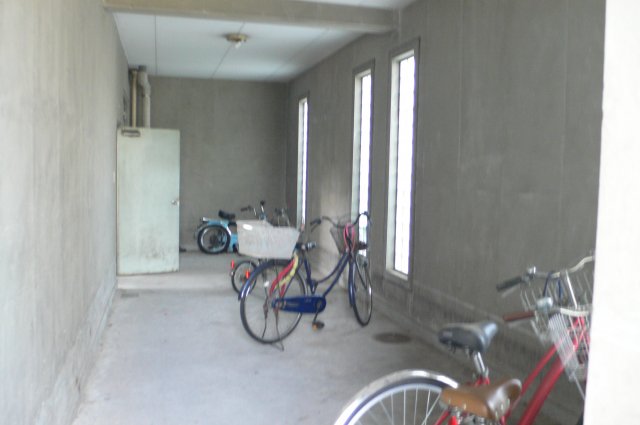 その他共有部分　屋根付き駐輪場・バイク置き場