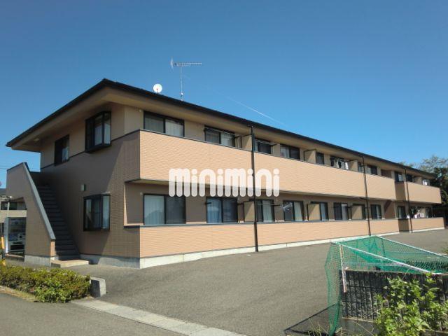 建物外観　南向きの２階建てマンション