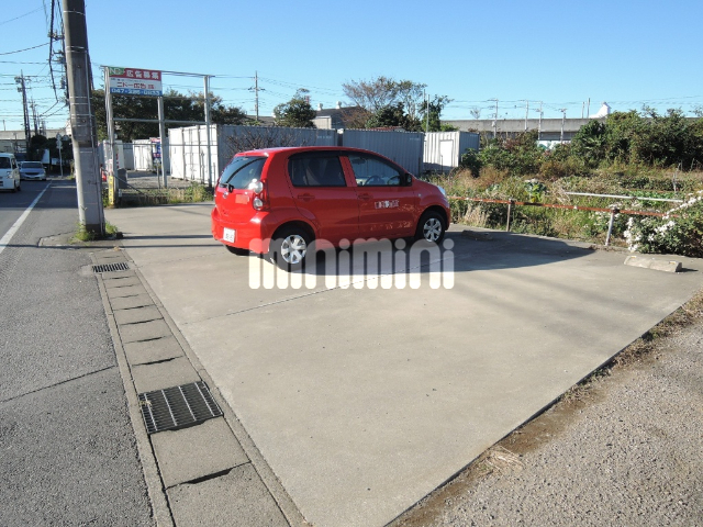 駐車場　居室
