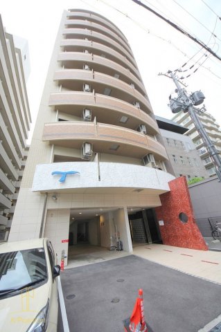 大阪市中央区粉川町のマンションの建物外観