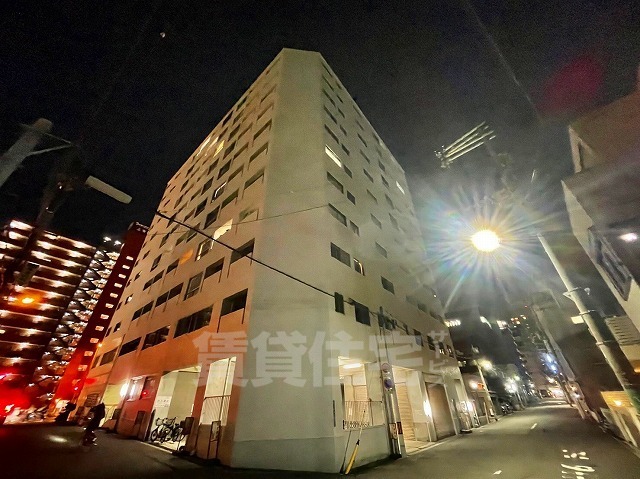 大阪市天王寺区小橋町のマンションの建物外観