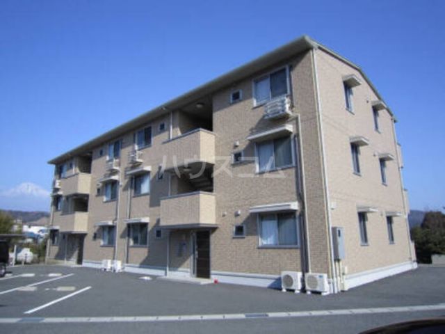 静岡県富士市北松野（アパート）の賃貸物件の外観