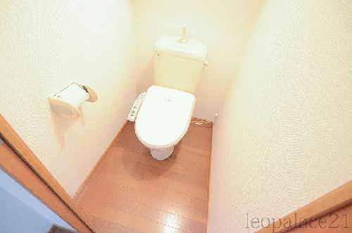 トイレ　設備・仕様は号室により異なる為、現況を優先致します。