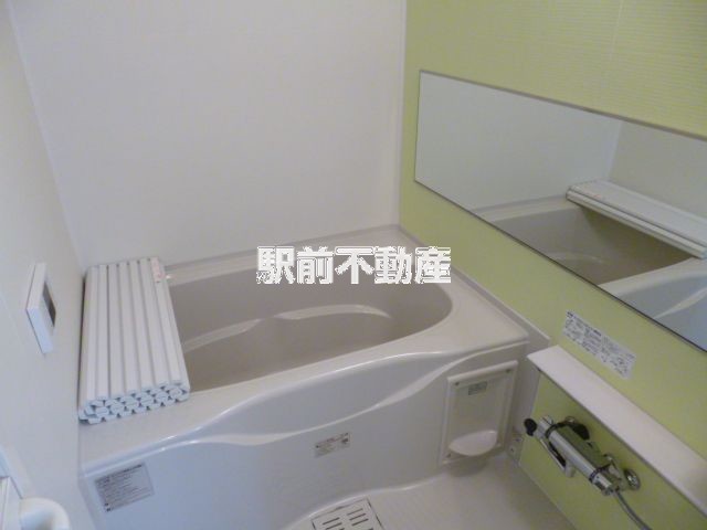 バス・シャワールーム　写真は別部屋