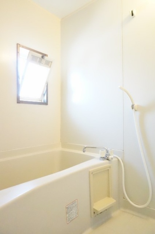 バス・シャワールーム　図面と現状が相違がある場合には現状を優先