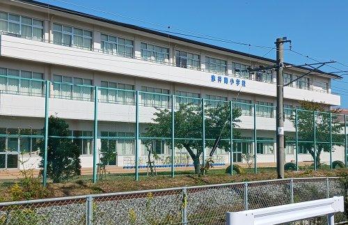 【ララポートの小学校】