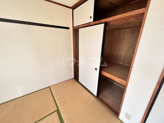 【パレス東原の収納】