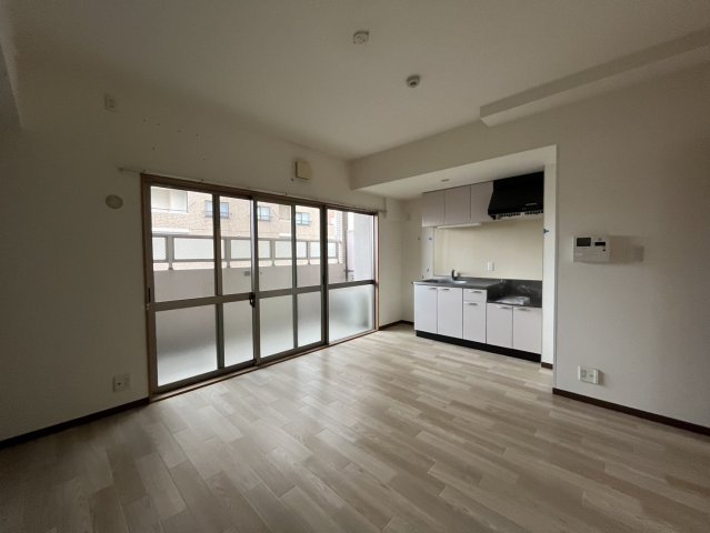 居室・リビング　ファインコート