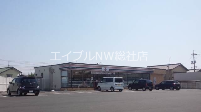 コンビニ　セブンイレブン 倉敷西阿知南店（コンビニ）まで750m