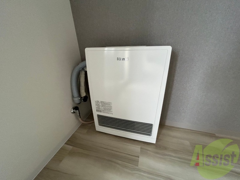 その他　暖房です。冬場の寒い日でも安心ですね～