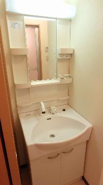 洗面設備　シャワー付でお掃除が楽チン♪（イメージ）