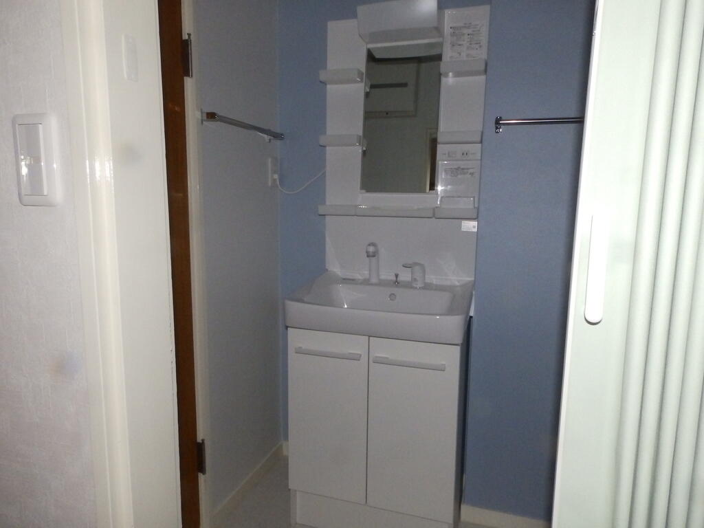 洗面設備　独立洗面台