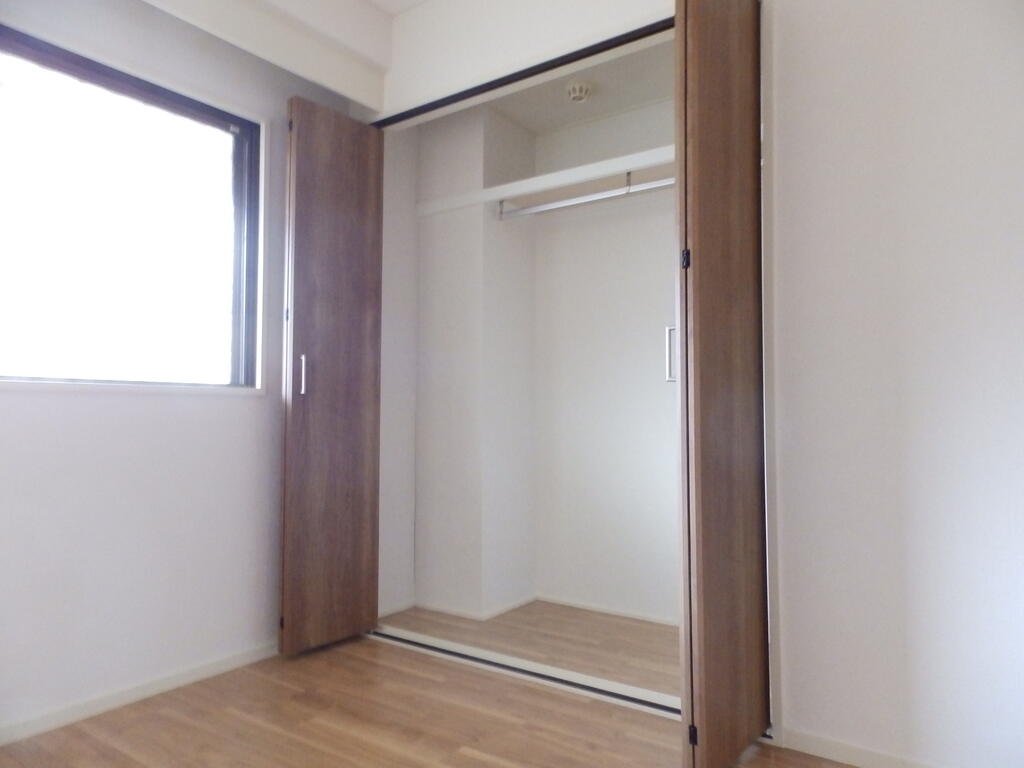 収納　各部屋あります