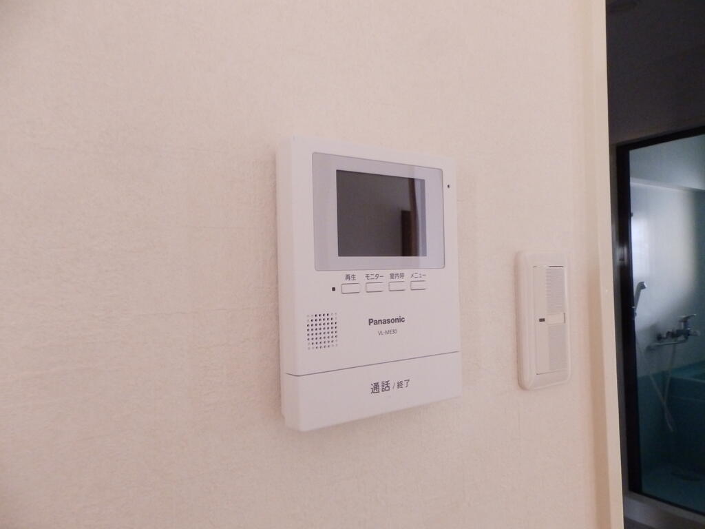 セキュリティ　TVモニター