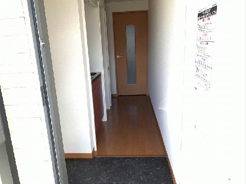 玄関　シューズボックスあり。