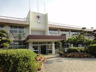 小学校　久留米市立金島小学校（小学校）まで544m