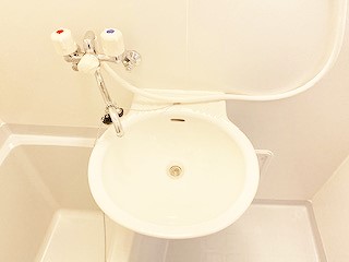 その他　同タイプ物件の為、形状や間取寸法、色調等が実際とは異なります