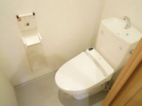 トイレ　トイレ