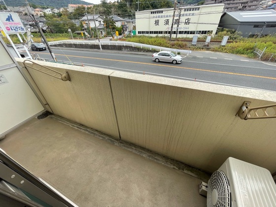 庭　※別号室の写真です。