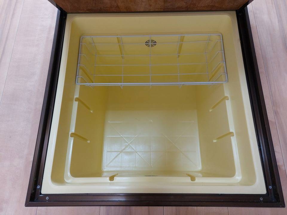 収納　床下収納