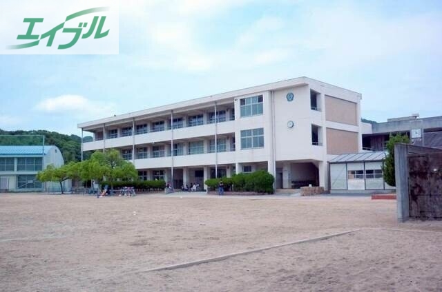 小学校　玉野市立荘内小学校（小学校）まで1172m