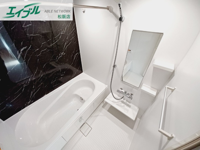 バス・シャワールーム　同タイプ写真