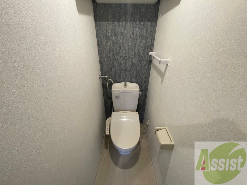 トイレ　ウォシュレット機能がついたトイレ。安心して使用できますね。