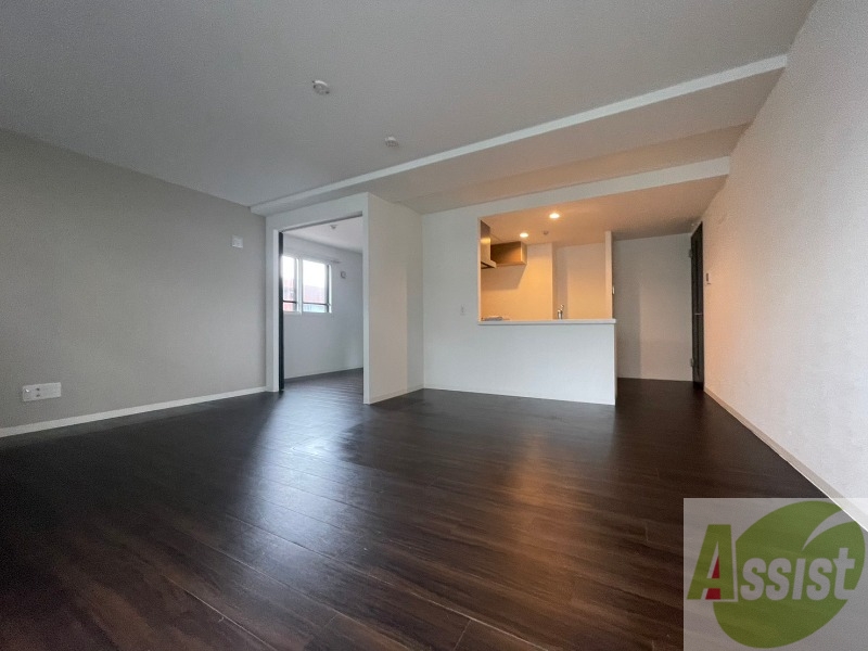 居室・リビング　広くてキレイなお部屋が広がっていて、充実した生活が送れそう。