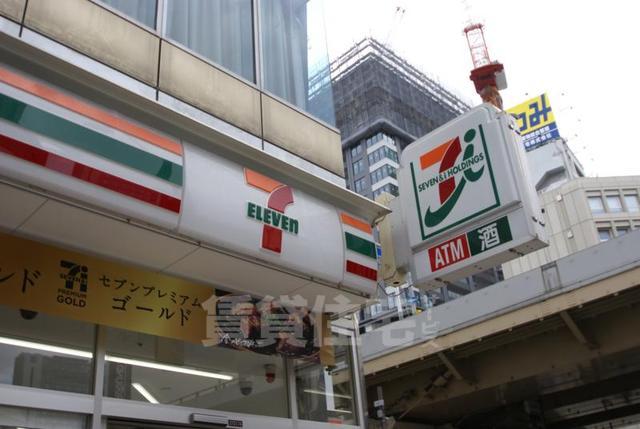 コンビニ　セブンイレブン　大阪大淀中店（コンビニ）まで307m