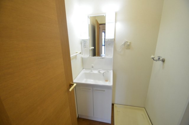 洗面設備　洗髪洗面化粧台