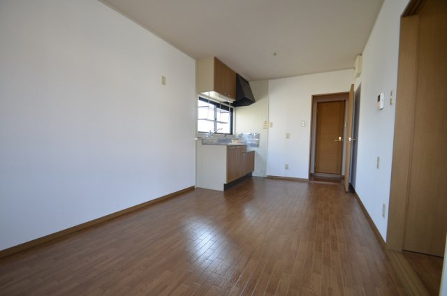 居室・リビング　９帖のダイニング