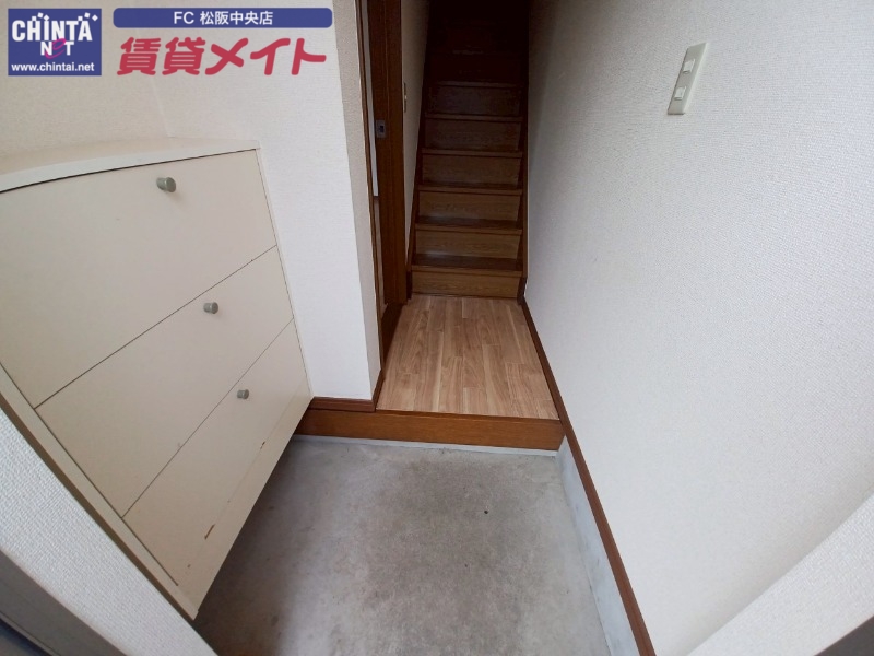 玄関　※同型別部屋