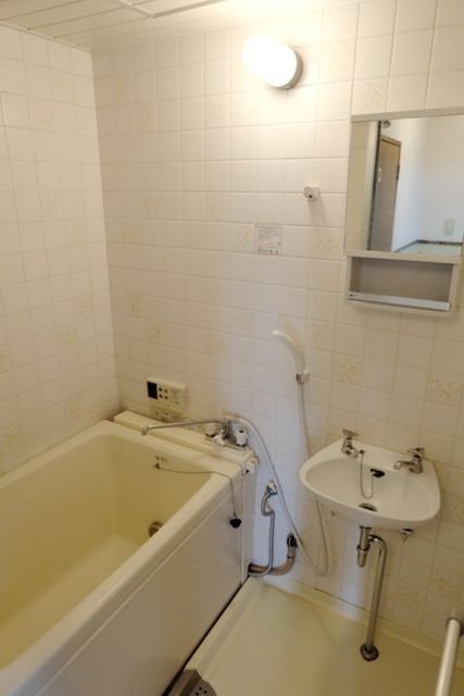 バス・シャワールーム