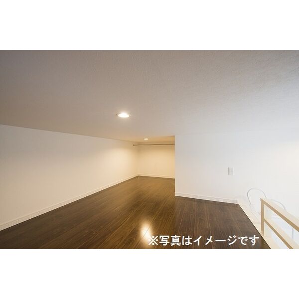 居室・リビング　参考写真です。