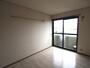 居室・リビング　南西側居室6帖　お掃除しやすい洋室のお部屋です