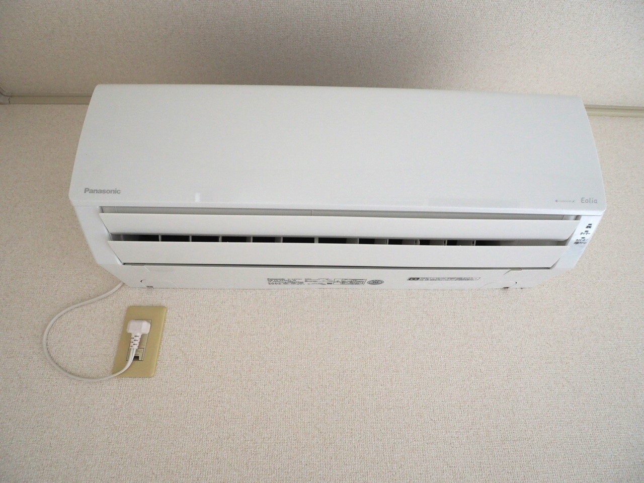 その他設備　エアコン　季節を通して快適に過ごす為の必需品です。