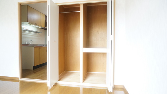 収納　クローゼット