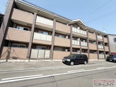 建物外観　外観写真（昼）