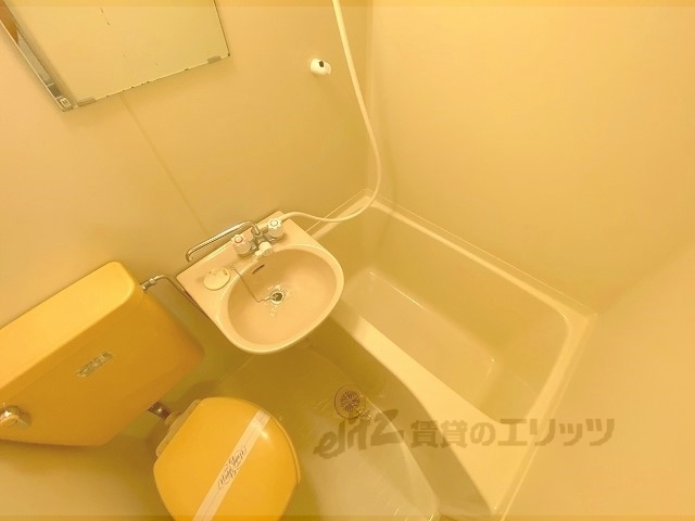 バス・シャワールーム　バス