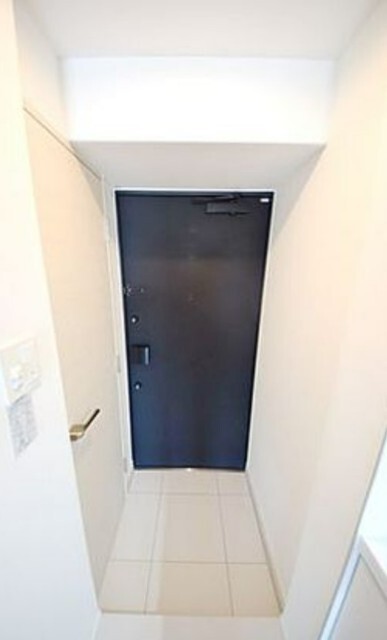 玄関　※同一物件参考写真