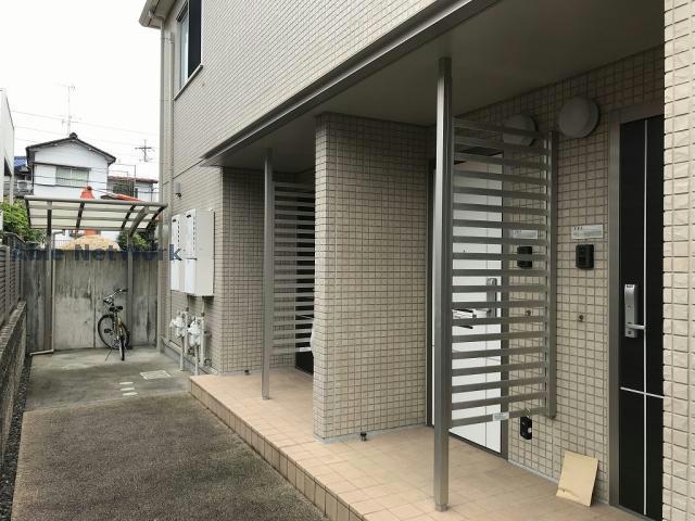 エントランス　エントランス部分