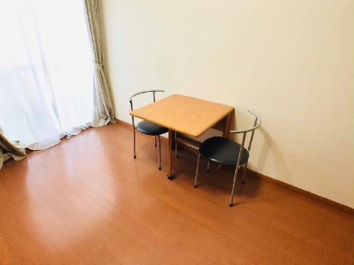 その他　テーブル・イス2脚